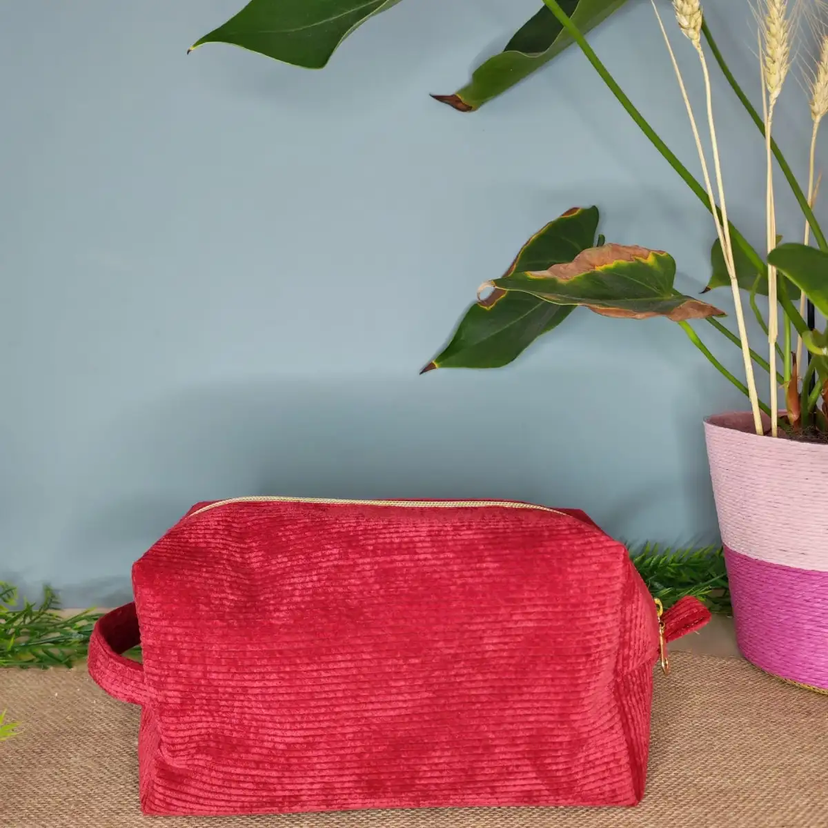 Trousse de toilette velours rouge