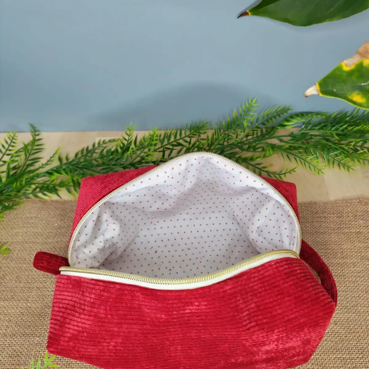 Trousse de toilette velours rouge