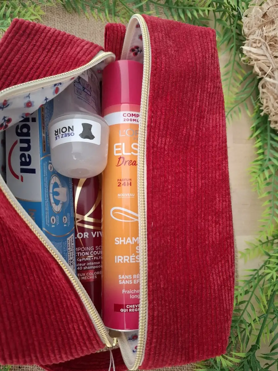 Trousse de toilette velours rouge